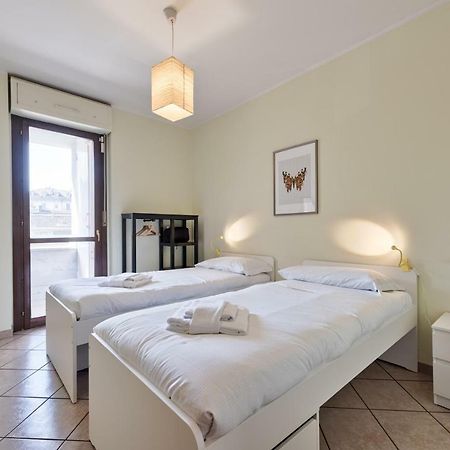 Fortino Roomy Apartment Turin Bagian luar foto