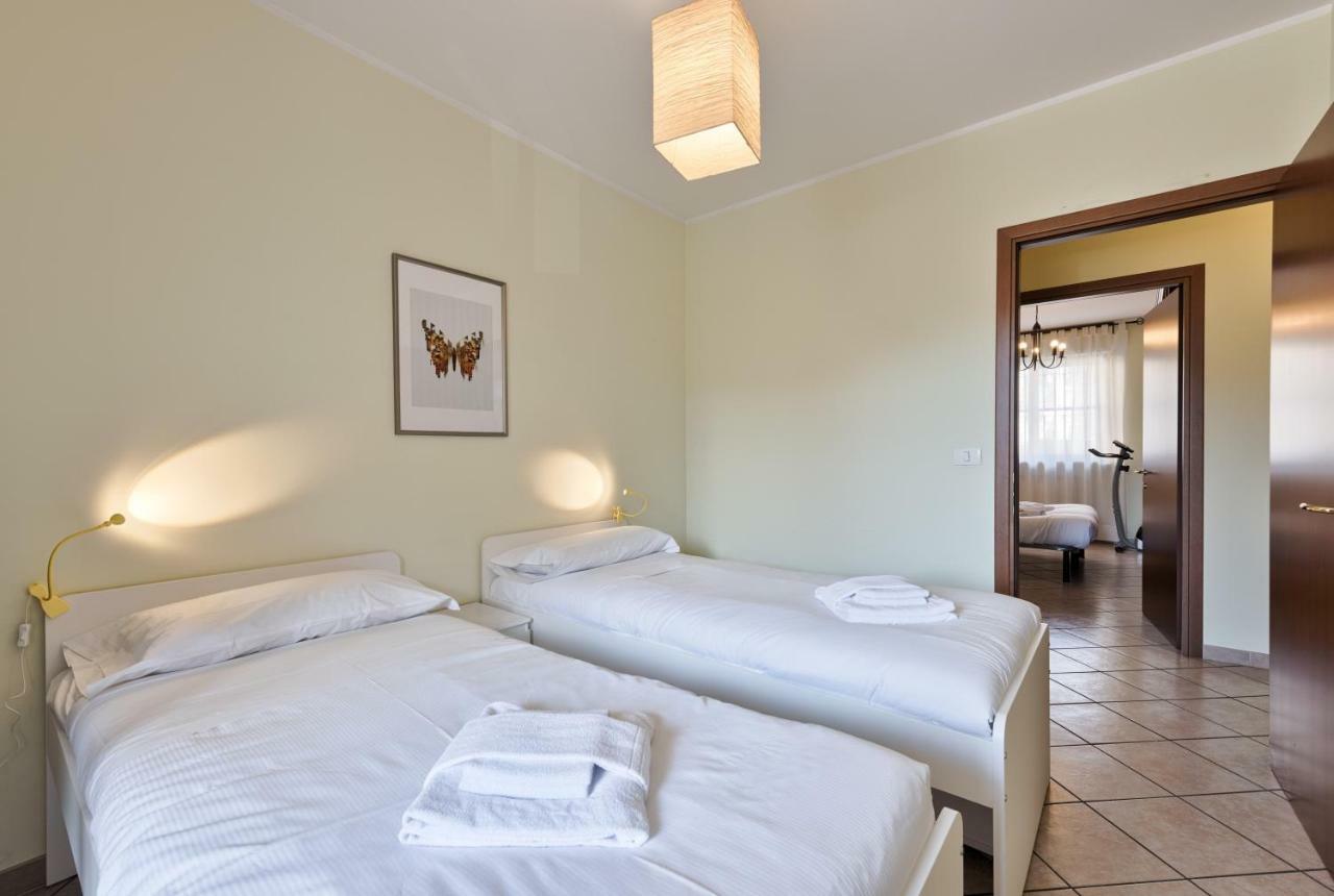 Fortino Roomy Apartment Turin Bagian luar foto