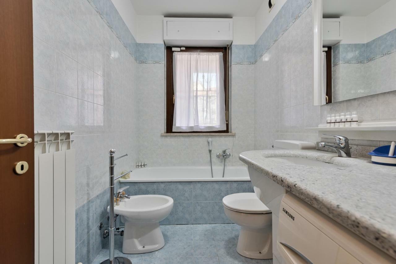 Fortino Roomy Apartment Turin Bagian luar foto